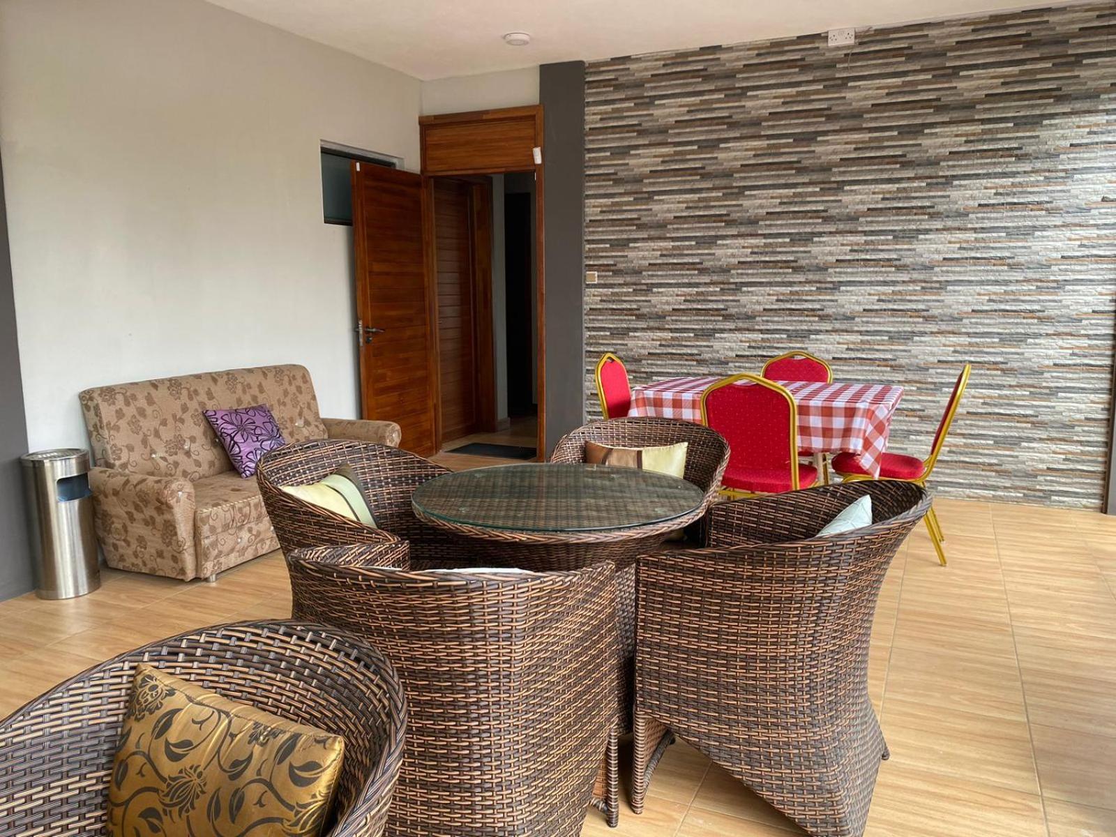 Hotel Royal Taste Residency Plaine Magnien Exterior foto